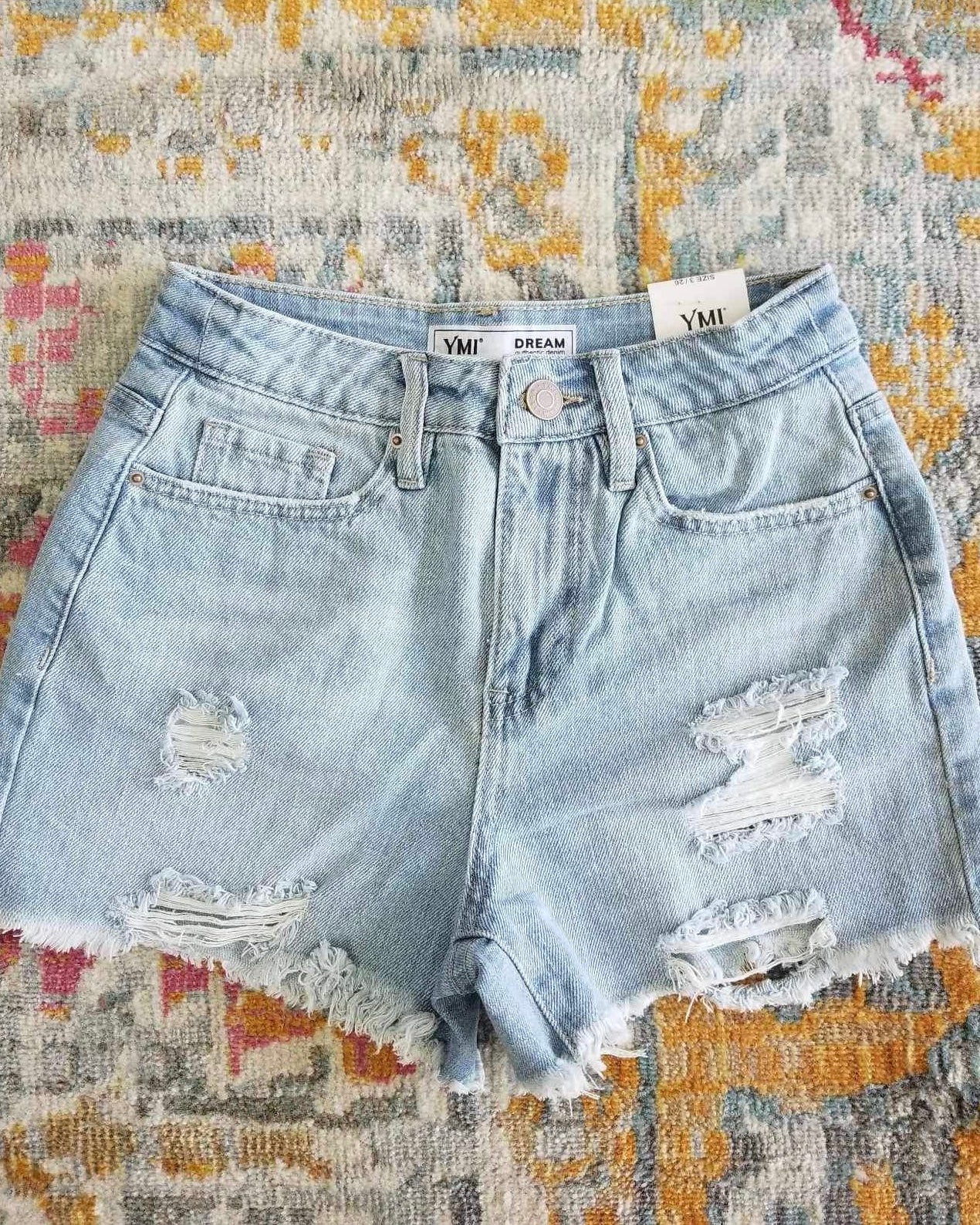 Hybrid Dream High-Rise Shorts With Frayed Hem