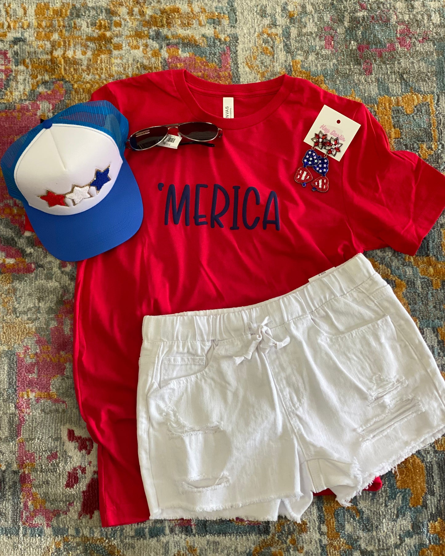 'MERICA Graphic Tee